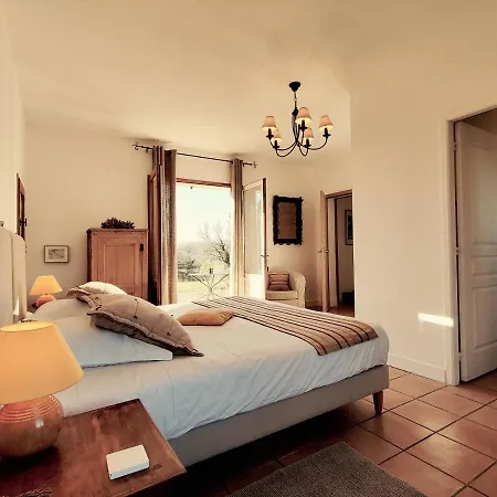 Affittacamere Le Clos-lascazes 4*