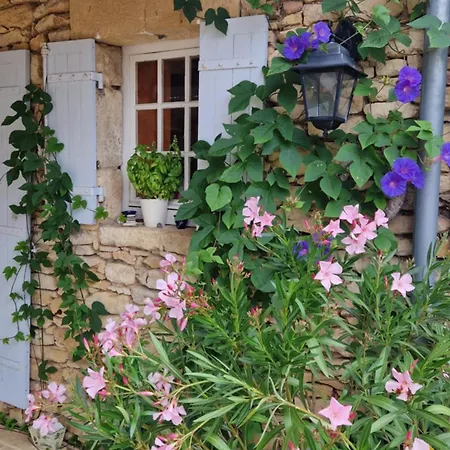 Le Clos-lascazes 4* Le Buisson-de-Cadouin