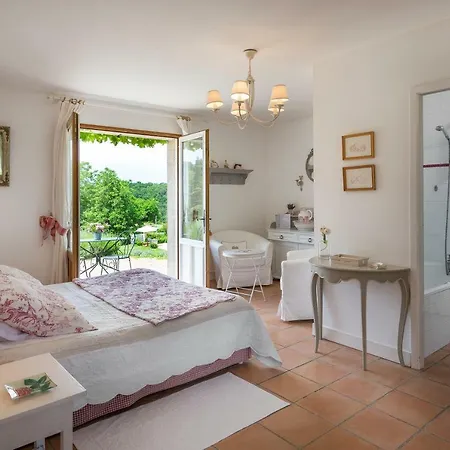 Le Clos-lascazes Maison d'hôtes Le Buisson-de-Cadouin