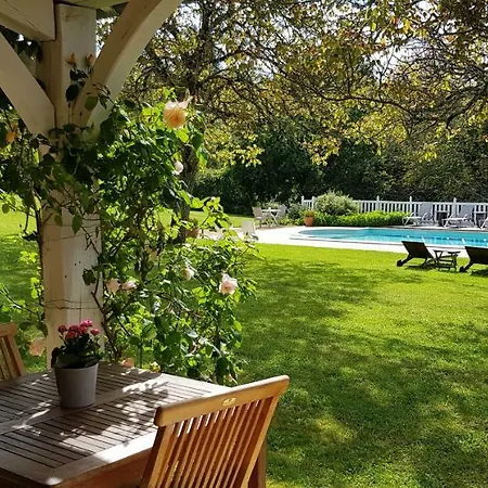Le Clos-lascazes Le Buisson-de-Cadouin