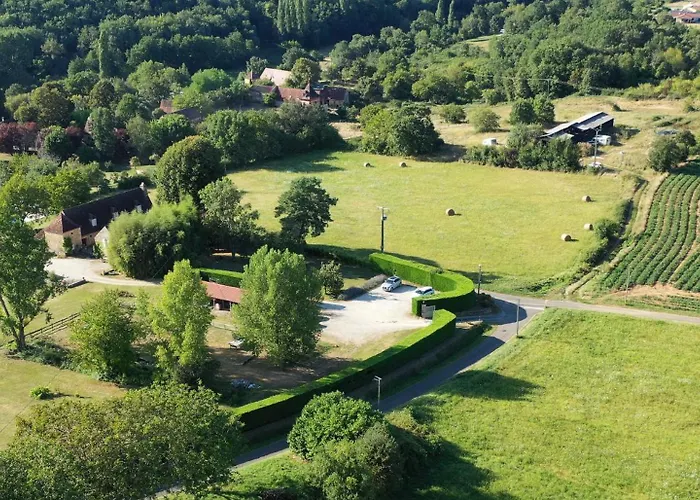 Le Clos-lascazes 4* Paleyrac