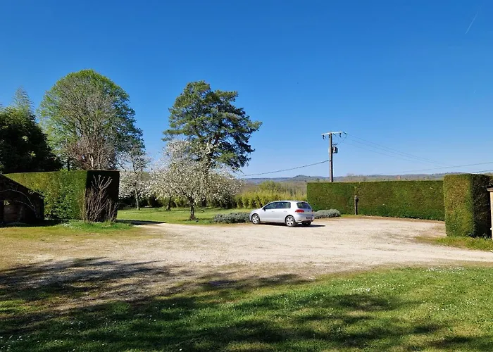 게스트하우스 Le Clos-lascazes 4*