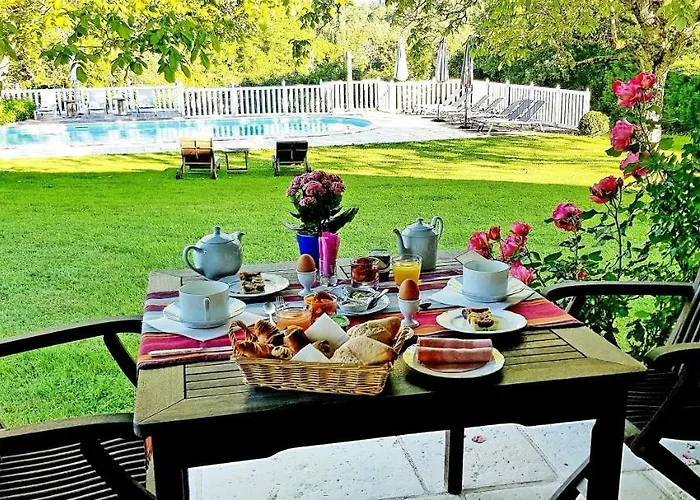 Le Clos-lascazes Gæstehus